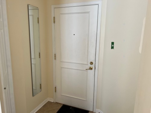 Hall d'entrée/Vestibule - 5-7655 Rue Lautrec, Brossard, QC - Indoor Photo Showing Other Room