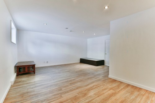 Salle familiale - 54 Rue Martin, Saint-Philippe, QC - Indoor Photo Showing Other Room