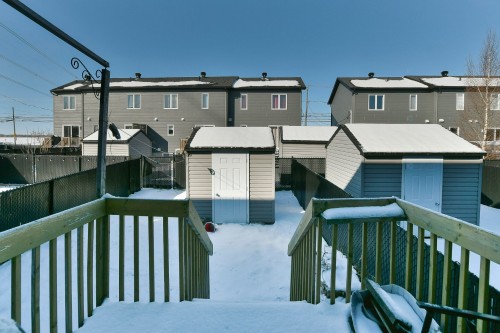 Cour - 54 Rue Martin, Saint-Philippe, QC - Outdoor With Exterior