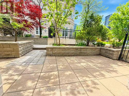 301 - 11 Everson Drive, Toronto, ON - Outdoor