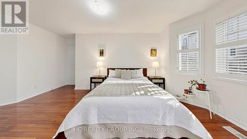 301 - 11 Everson Drive, Toronto, ON - Indoor Photo Showing Bedroom