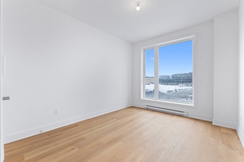 Master Bedroom - 205-10130 Rue Lauraine-Vaillancourt, Montréal (Ahuntsic-Cartierville), QC - Indoor Photo Showing Other Room