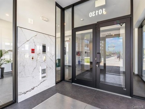 Entry - 205-10130 Rue Lauraine-Vaillancourt, Montréal (Ahuntsic-Cartierville), QC - Indoor Photo Showing Other Room