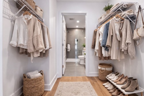 Closet - 205-10130 Rue Lauraine-Vaillancourt, Montréal (Ahuntsic-Cartierville), QC - Indoor With Storage