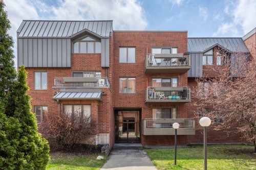 301-1940 Rue St-Jacques  Montréal (Le Sud-Ouest), QC H3J 2S1