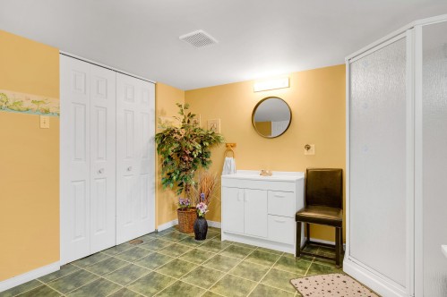 Bathroom - 133 Rue Marguerite, Sainte-Agathe-Des-Monts, QC - Indoor