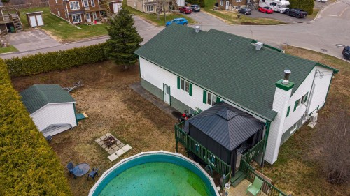 Courtyard - 133 Rue Marguerite, Sainte-Agathe-Des-Monts, QC - Outdoor