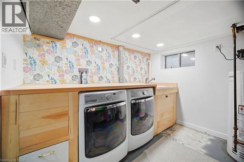 83 Province Street N, Hamilton, ON - Indoor Photo Showing Laundry Room