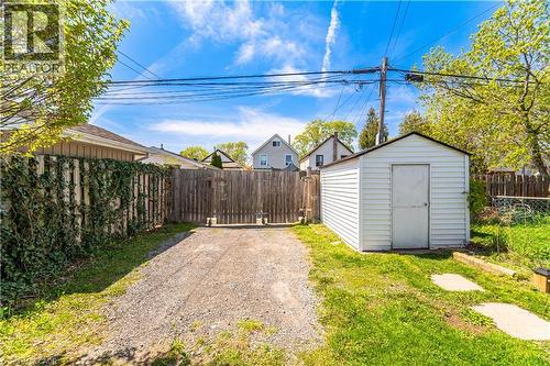 83 Province Street N, Hamilton, ON - Outdoor