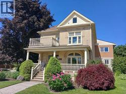16 HAMPTON Street  Elmira, ON N3B 1X9