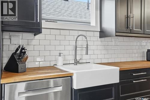 2155 Queen Street, Regina, SK - Indoor Photo Showing Kitchen