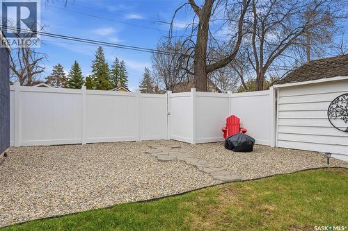 2155 Queen Street, Regina, SK - Outdoor