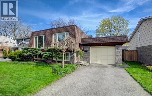 51 UNDERHILL Crescent  Kitchener, ON N2A 2S7