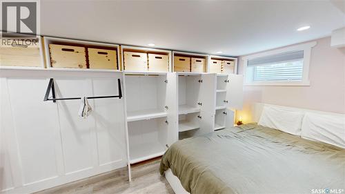 1232 2Nd Avenue N, Saskatoon, SK - Indoor Photo Showing Bedroom