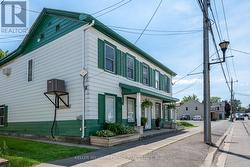 60 PICTON MAIN STREET Prince Edward County (Picton Ward), ON K0K 2T0