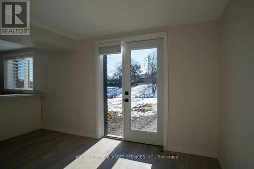 B - 200 JOHN STREET W , Bradford West Gwillimbury, Ontario L3Z 1J5 2