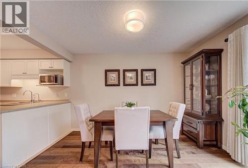 42 Fallowfield Drive Unit# 22, Kitchener, ON - Indoor Photo Showing Dining Room
