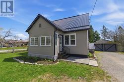 54 CLIFTON STREET Kawartha Lakes (Fenelon Falls), ON K0M 1N0