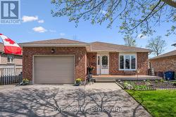 4 PEARTREE CRESCENT Guelph (Willow West/Sugarbush/West Acres), ON N1H 8K6
