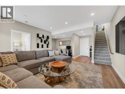 Lower level living room - 