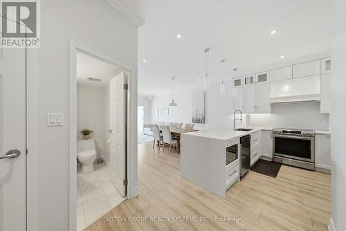 3015 - 25 The Esplanade, Toronto, ON - Indoor Photo Showing Kitchen With Upgraded Kitchen