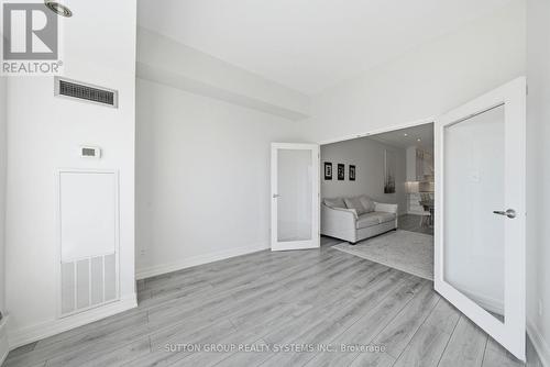 3015 - 25 The Esplanade, Toronto, ON - Indoor Photo Showing Other Room