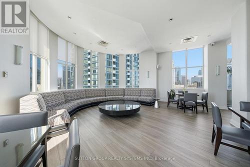 3015 - 25 The Esplanade, Toronto, ON - Indoor Photo Showing Other Room