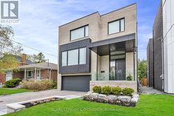 414 GLENGARRY AVENUE  Toronto, ON M5M 1E8