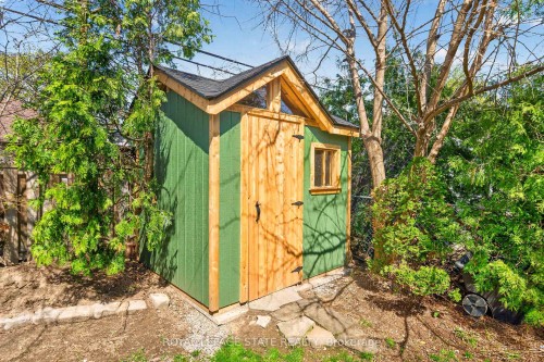 188 Wexford Avenue S, Hamilton, ON - Outdoor