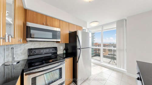 1603-235 Sherway Gardens Road, Toronto, ON - Indoor Photo Showing Kitchen
