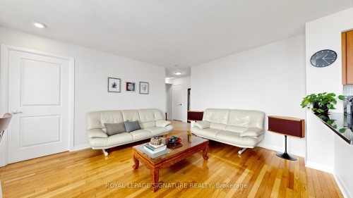 1603-235 Sherway Gardens Road, Toronto, ON - Indoor Photo Showing Living Room
