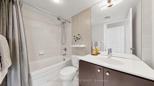 1603-235 Sherway Gardens Road, Toronto, ON - Indoor Photo Showing Bathroom