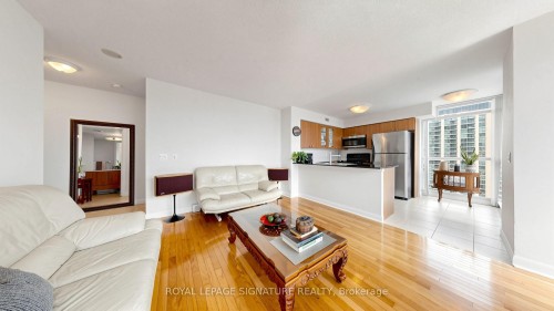 1603-235 Sherway Gardens Road, Toronto, ON - Indoor Photo Showing Living Room
