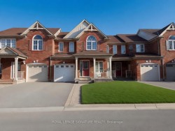 212 Chilcott Crescent  Newmarket, ON L3X 3G6