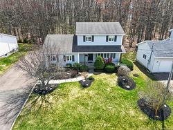44 Morewood Moncton, NB E1A 6L6