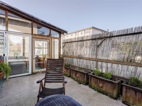 2130 Ridge Rd, Victoria, BC 