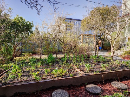 2130 Ridge Rd, Victoria, BC 