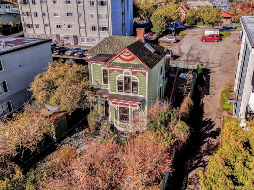 2130 Ridge Rd, Victoria, BC 