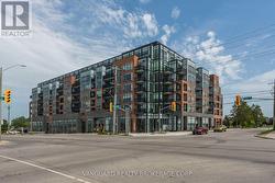 425 - 681 YONGE STREET Barrie, ON L4N 4E8