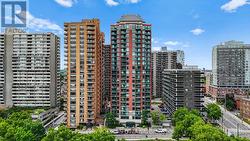 1103 - 570 LAURIER AVENUE W  Ottawa, ON K1R 1C8