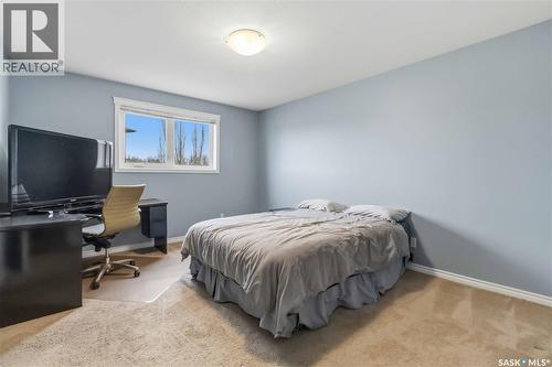 203 Kinloch Crescent, Saskatoon, SK - Indoor Photo Showing Bedroom