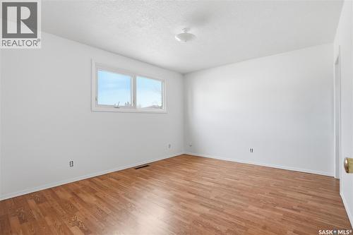 1044 East Centre, Saskatoon, SK - Indoor Photo Showing Other Room