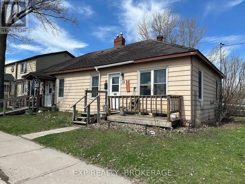 14 LOUIS STREET  Brockville, ON K6V 4H5
