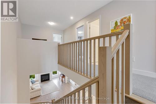 506 Cobra Crescent, Ottawa, ON - Indoor Photo Showing Other Room