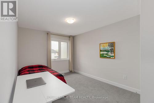 506 Cobra Crescent, Ottawa, ON - Indoor Photo Showing Bedroom