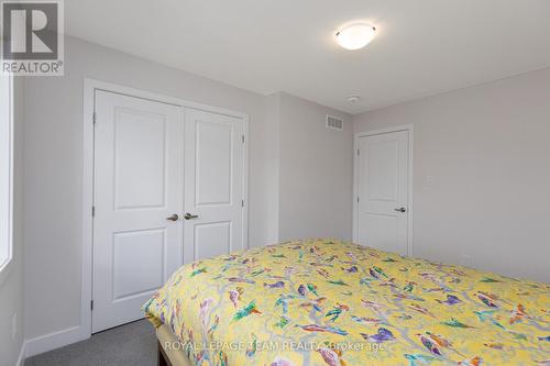 506 Cobra Crescent, Ottawa, ON - Indoor Photo Showing Bedroom