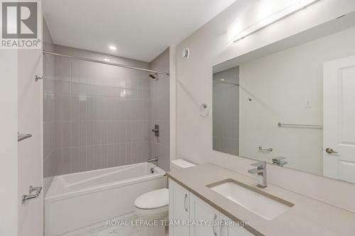 506 Cobra Crescent, Ottawa, ON - Indoor Photo Showing Bathroom