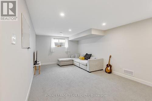 506 Cobra Crescent, Ottawa, ON - Indoor