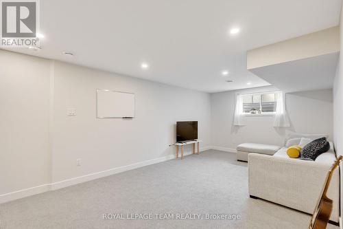 506 Cobra Crescent, Ottawa, ON - Indoor