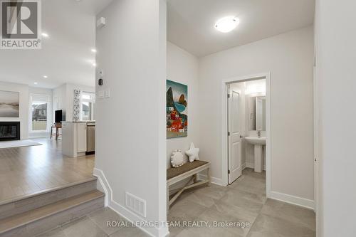 506 Cobra Crescent, Ottawa, ON - Indoor With Fireplace